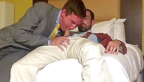 Married and alasi lung /-do auburn succumbs ottoer