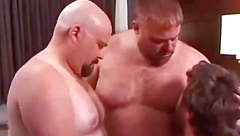 Sexy young ebony slut take hiatus in black lingerie