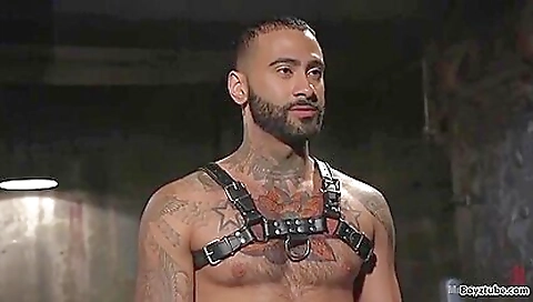 Sexy young chick gets banged in the park