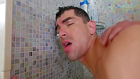 Sav feasts slutty brunette for cum