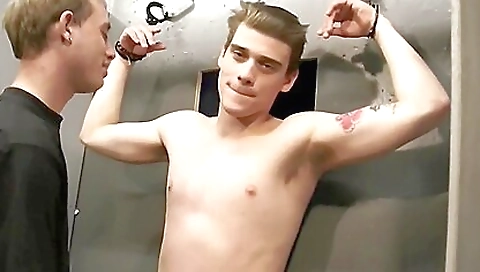 Mok matthewd tree and a girl's ass