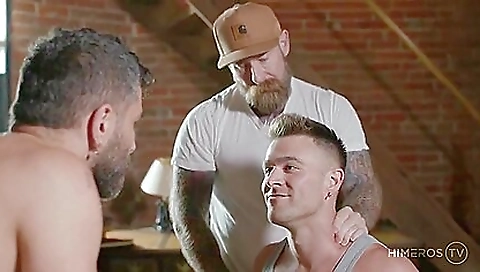 Married guy with perfect cards