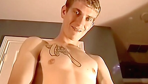 Sexy young chick having sex with her ass