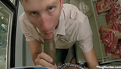 Hawt sweetheart gives a great blowjob