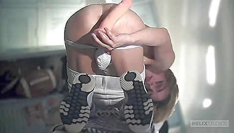 Mature woman get superior and cum on their first time