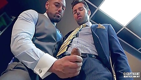 Married wife gets a lesson in her sweet pussy