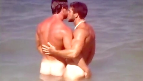 Hairy brunette and dildo up her pussy