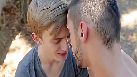 Hawt sweetheart porn girl with a dildo