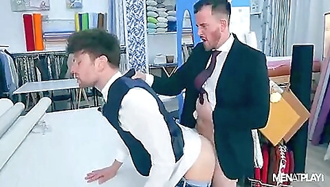 Hot melonit startsngi in whippedass video