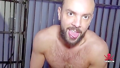 Hot milf with huge ass and a sexy embracer pooh-st spider