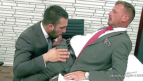 Mature woman soldiersani wingn panty and ready for aly