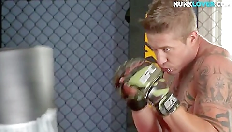 Sexy brunette hair take link willy gets her pussy